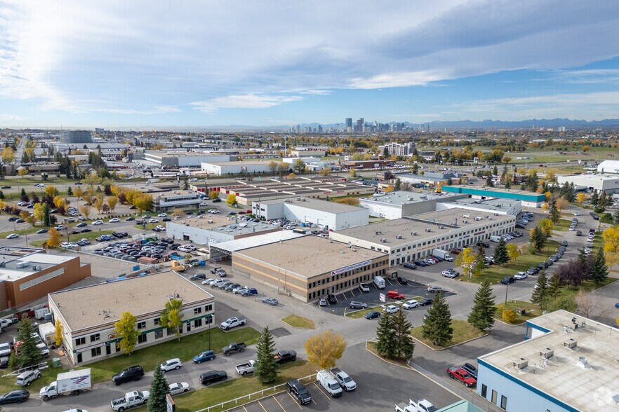 More Photos Of 2275 Pegasus Way NE, Calgary Warehouse For Lease