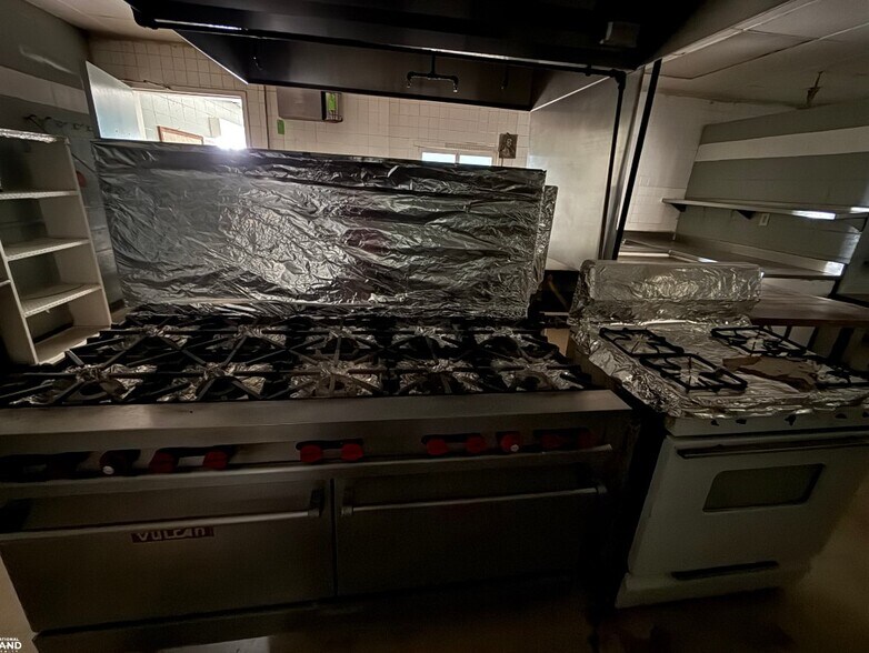 More Photos Of 201 Lee St, Tallulah Apartments For Sale