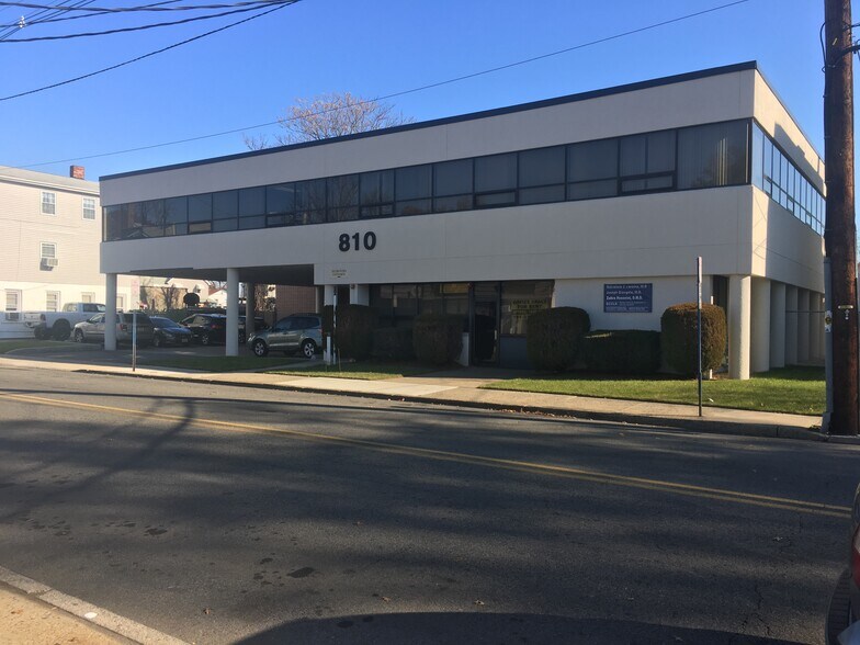 More Photos Of 810 Main St, Hackensack Office For Sale