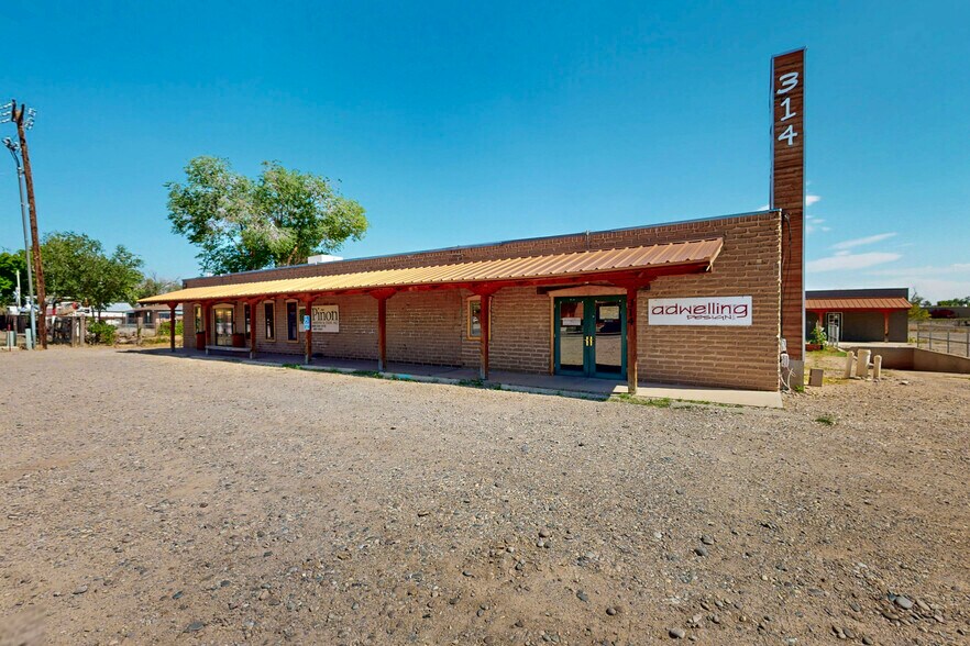 Primary Photo Of 314 El Pueblo Rd NW, Albuquerque Warehouse For Lease