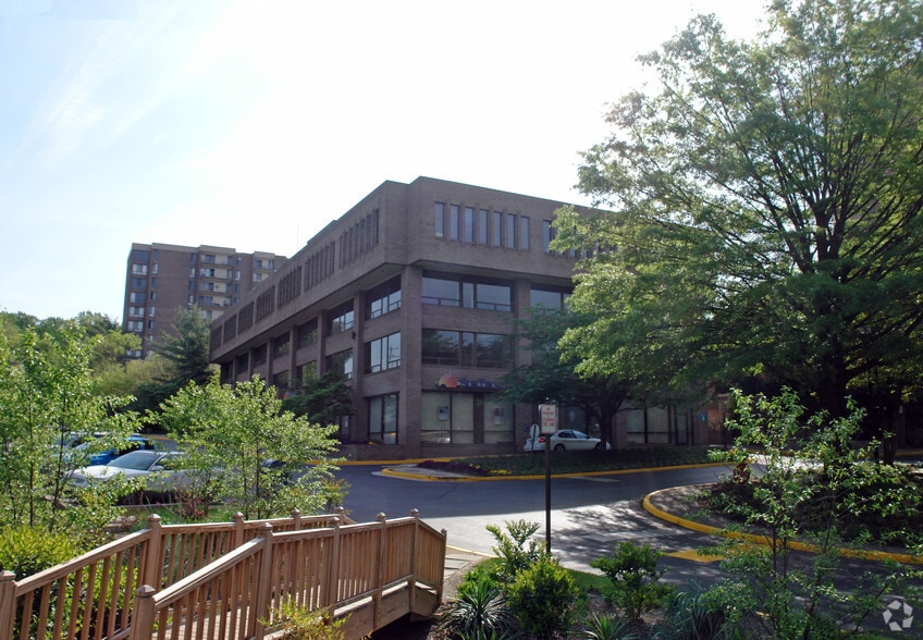 More Photos Of 9401 Lee Hwy, Fairfax Office For Lease