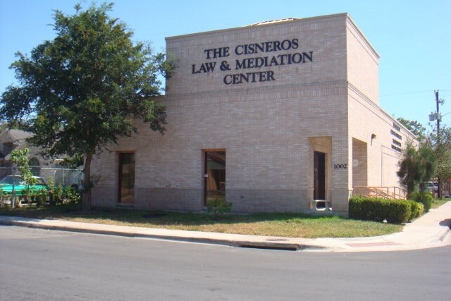 More Photos Of 1002 E Taylor St, Brownsville Office For Lease