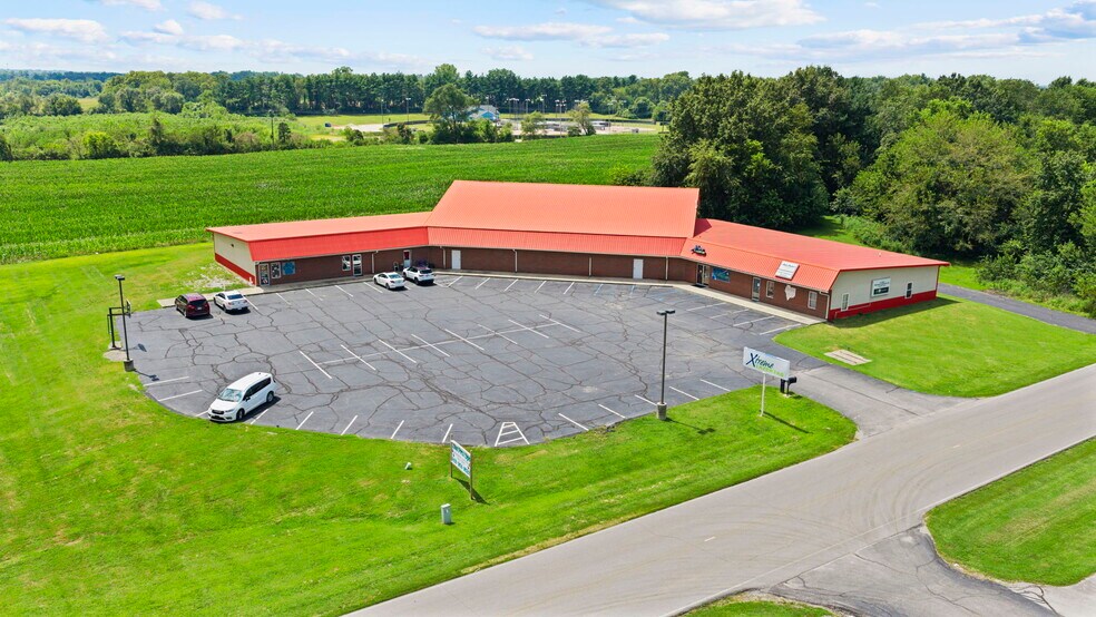 More Photos Of 848 W Johnson Dr, Terre Haute Storefront Retail Office For Sale