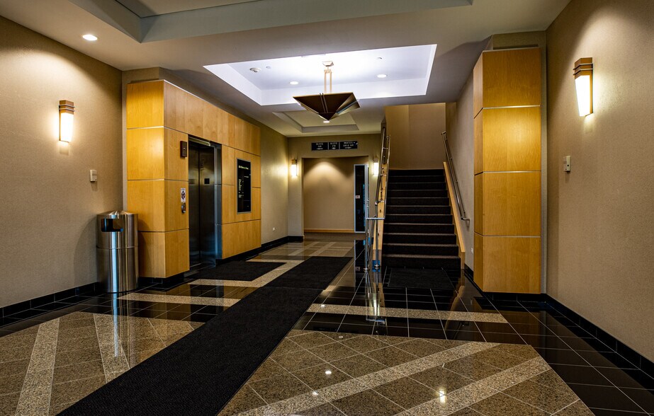 More Photos Of 1256 Waterford Dr, Aurora Medical For Sale