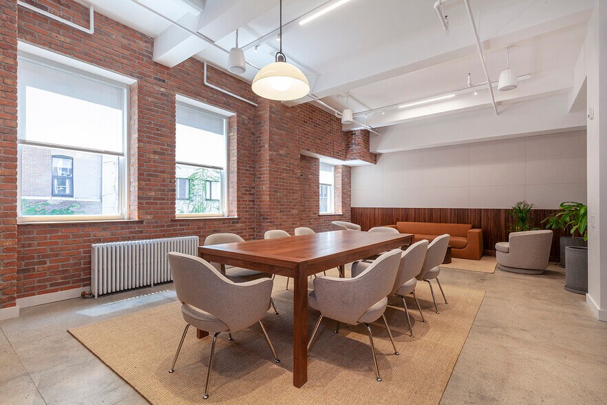 More Photos Of 529 W 20th St, New York Office For Lease