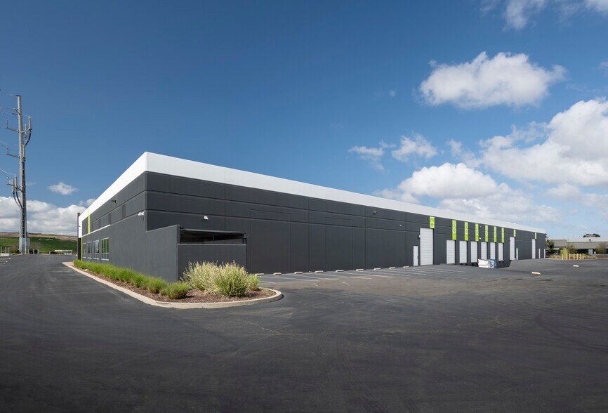 More Photos Of 48550 Fremont Blvd, Fremont Research And Development For Lease