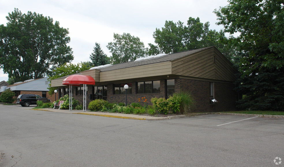 Primary Photo Of 1125 Trowbridge Rd, East Lansing Office For Lease