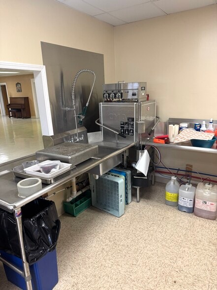 More Photos Of 177 Chestnut St, Trion Religious Facility For Sale
