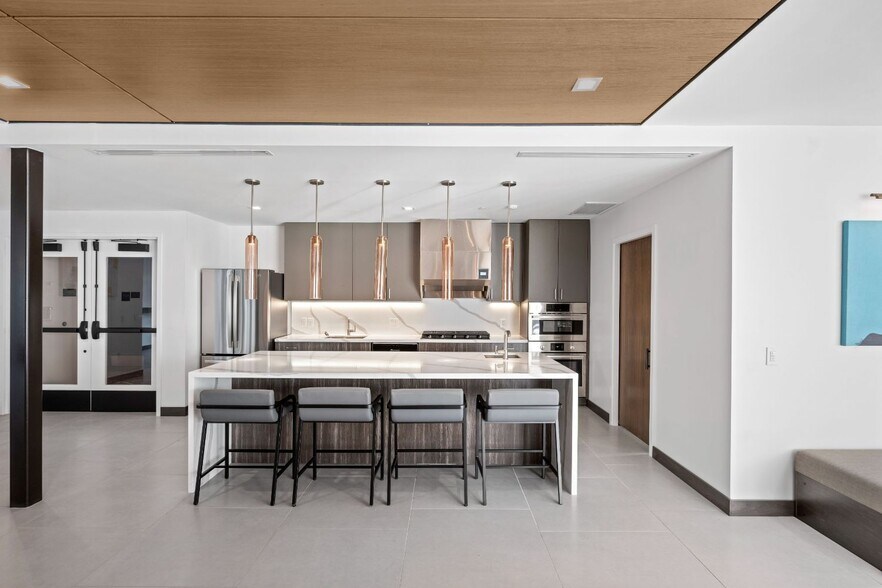 More Photos Of 125 Clifford St, Providence Apartments For Lease