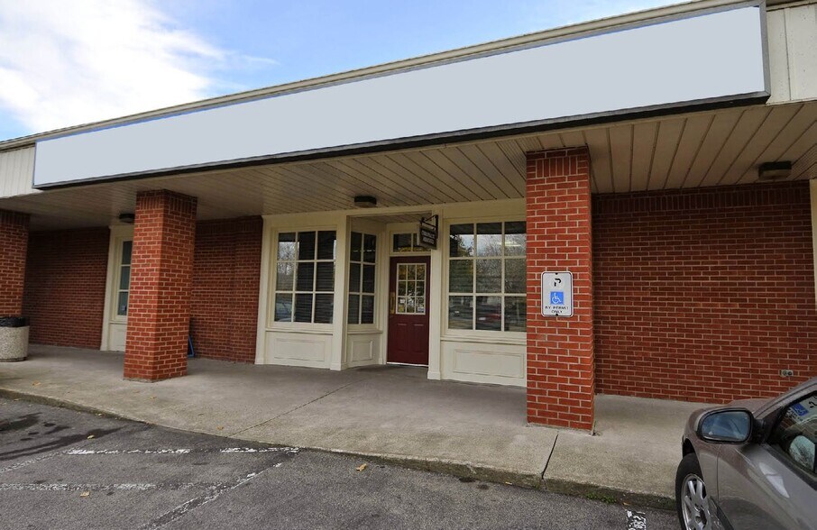 More Photos Of 258 Killaly St W, Port Colborne Storefront For Lease