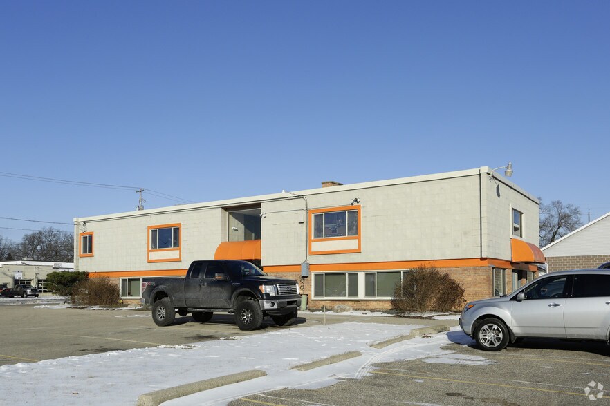 More Photos Of 4922 S Division Ave, Grand Rapids Office For Sale