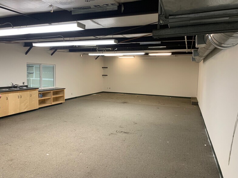 More Photos Of 2995 Dutton Ave, Santa Rosa Warehouse For Lease