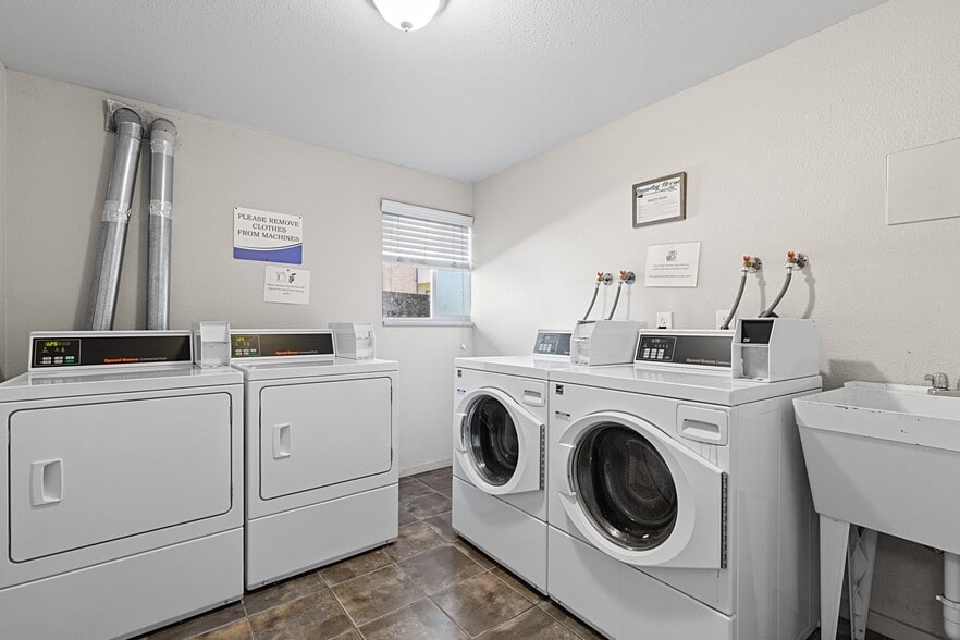 More Photos Of 1150 S Birch St, Denver Apartments For Sale