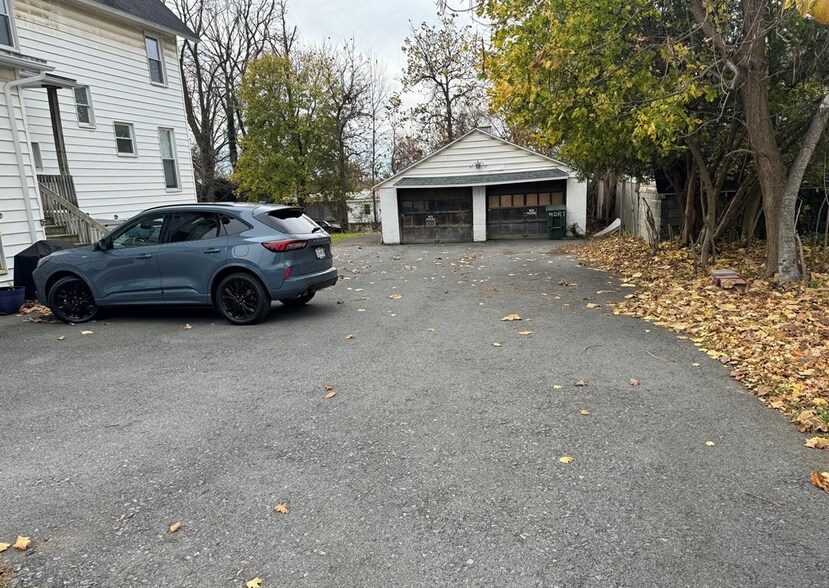 More Photos Of 115 North St, Auburn Apartments For Sale