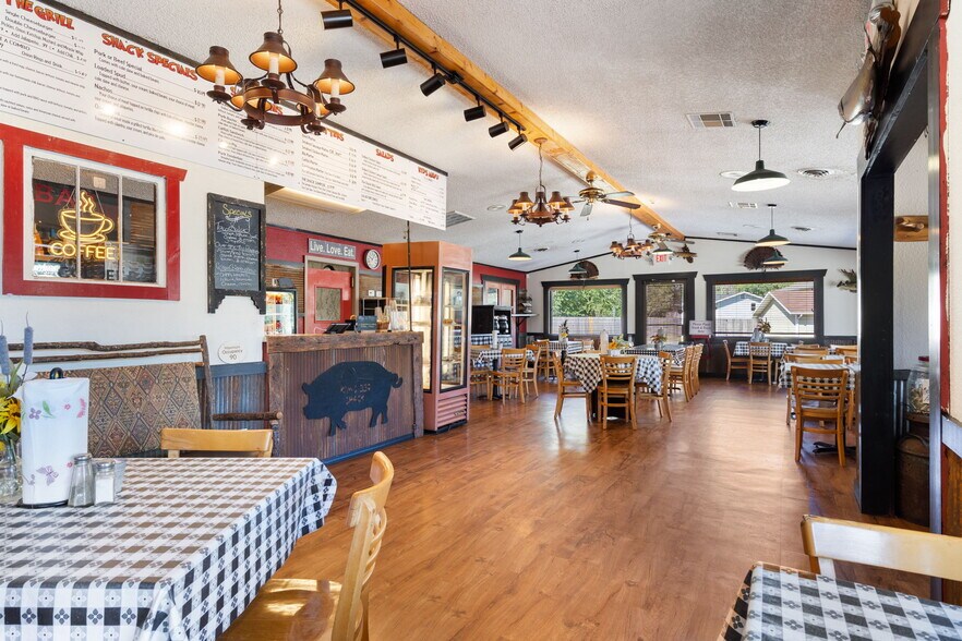 More Photos Of 7930 E State Highway 76, Kirbyville Specialty For Sale