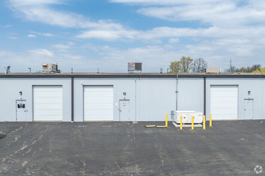 More Photos Of 950 Taylor Station Rd, Gahanna Research And Development For Sale