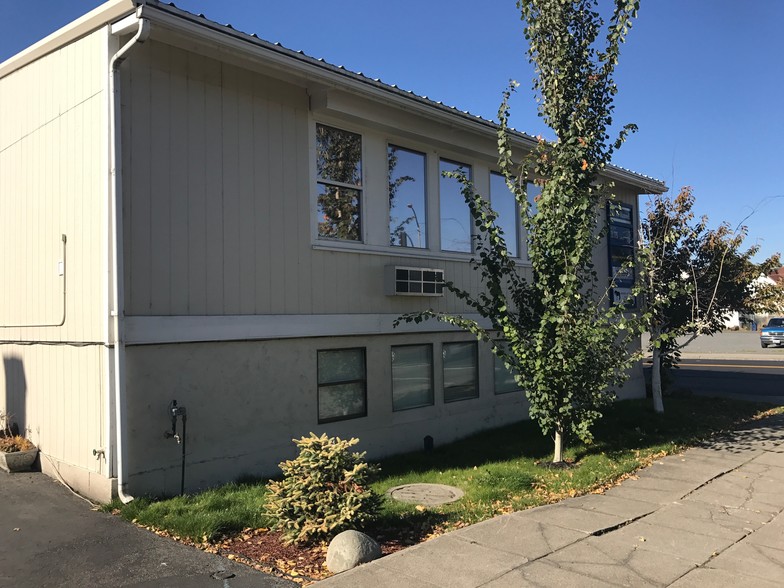 Primary Photo Of 601 W Maxwell Ave, Spokane Office For Lease