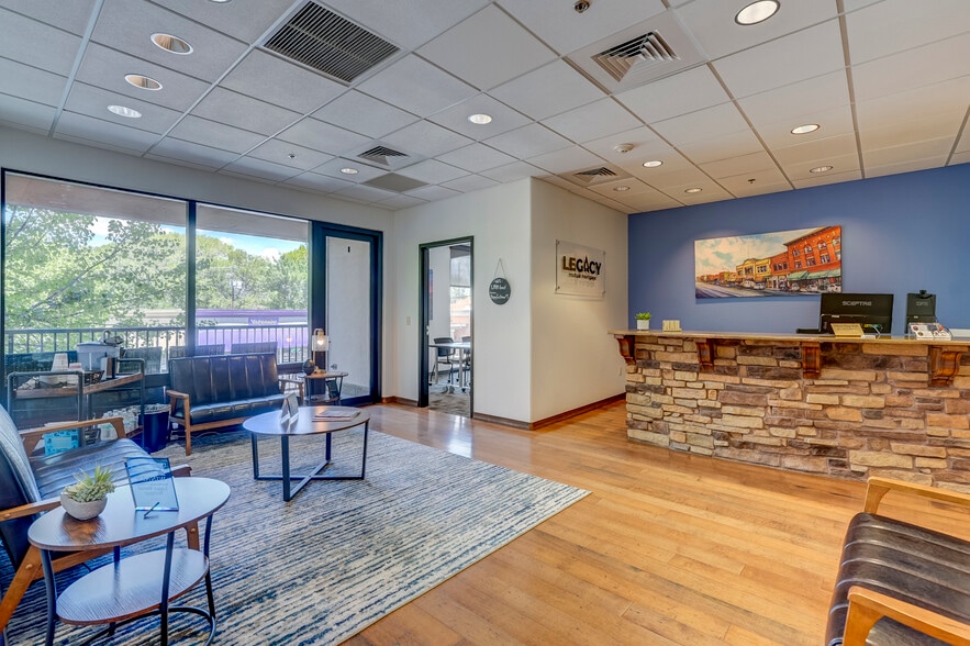 More Photos Of 325 W Gurley St, Prescott Office Residential For Lease