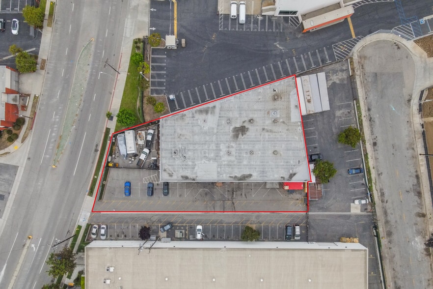 More Photos Of 14550 S Main St, Gardena Warehouse For Sale