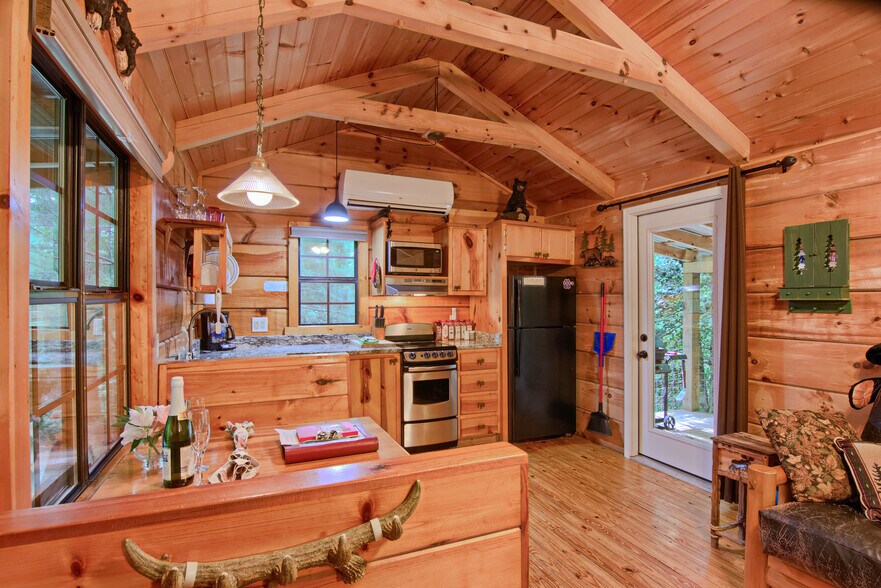 More Photos Of 5830 NC 209 Hwy, Hot Springs Specialty For Sale