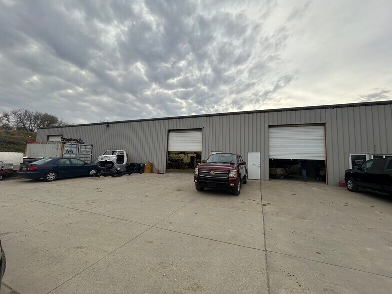 More Photos Of 5410 Chicago Dr, Hudsonville Warehouse For Lease