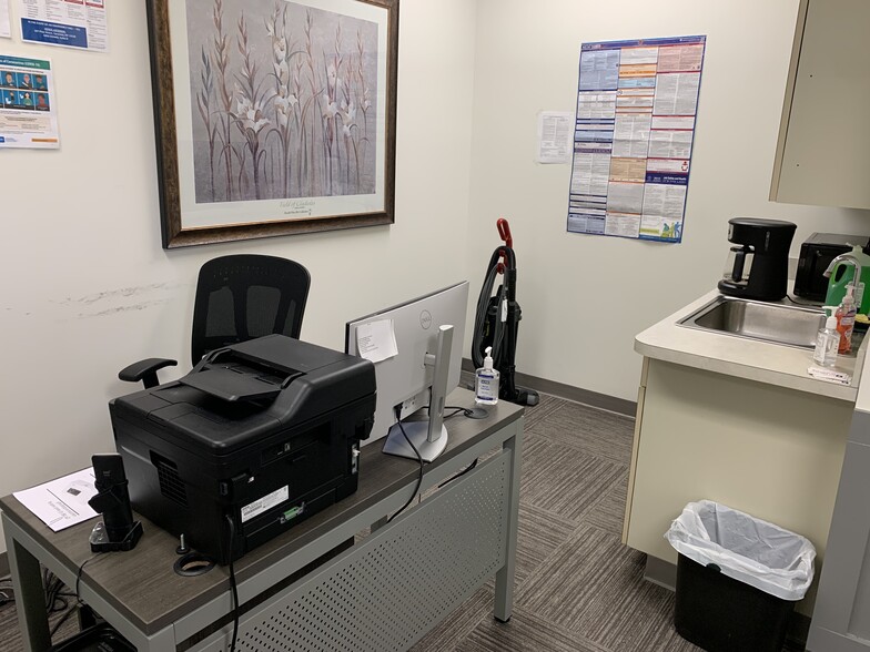 More Photos Of 207 Pine St, Syracuse Office For Lease