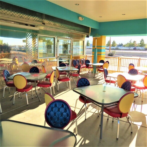 More Photos Of 3500 Canyon De Flores, Sierra Vista Restaurant For Sale