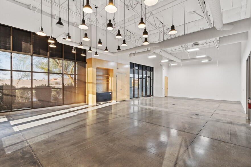 More Photos Of 7255 S Tenaya Way, Las Vegas Office Residential For Lease