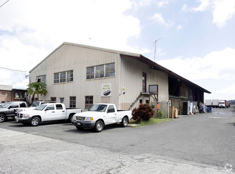 More Photos Of 2861 Mokumoa St, Honolulu Warehouse For Lease