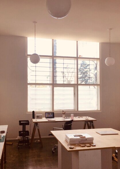 More Photos Of 2330 W 3rd St, Los Angeles Office For Sale