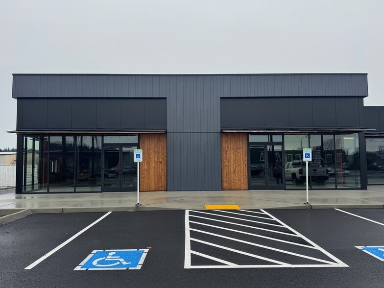 More Photos Of 1094 Valentine, Pacific General Retail For Sale