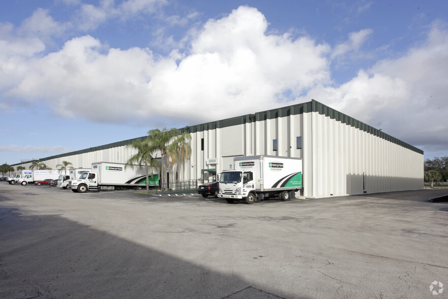 Primary Photo Of 4750 NW 15th Ave, Fort Lauderdale Warehouse For Lease