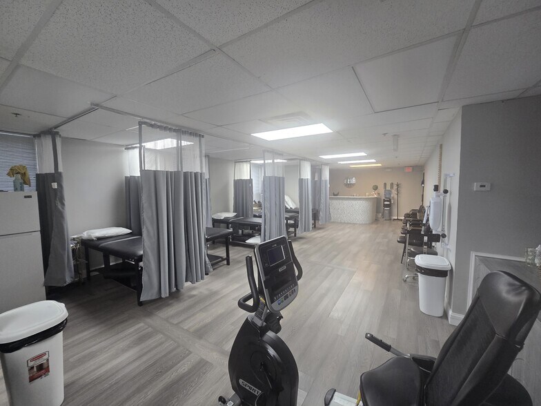 More Photos Of 881 Allwood Rd, Clifton Medical For Lease