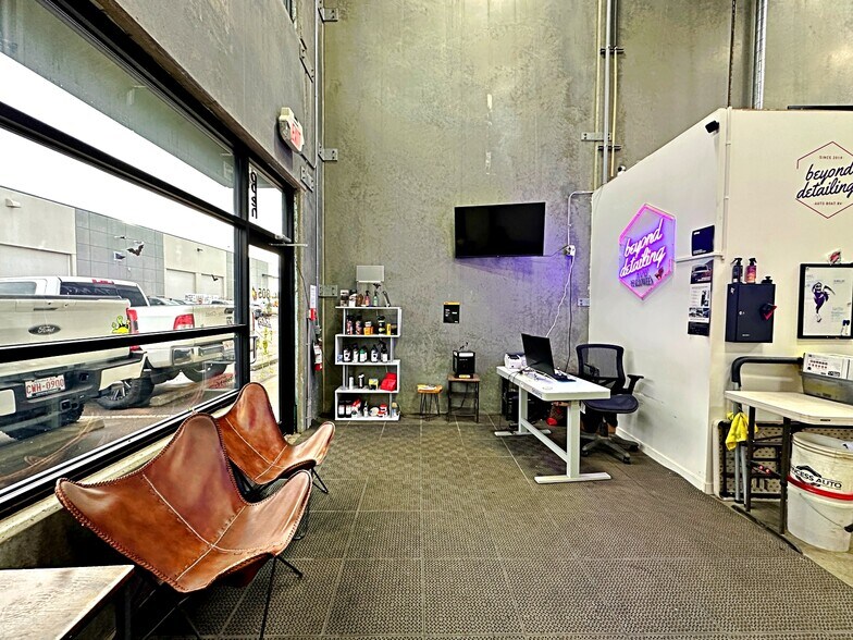 More Photos Of 400 Mackenzie Blvd, Fort McMurray Flex For Sale