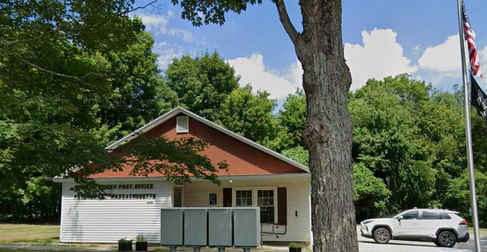More Photos Of 32 Spring St, Petersham Post Office For Sale