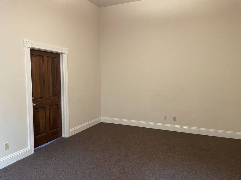 More Photos Of 226-228 S Union Ave, Pueblo Storefront Retail Office For Lease