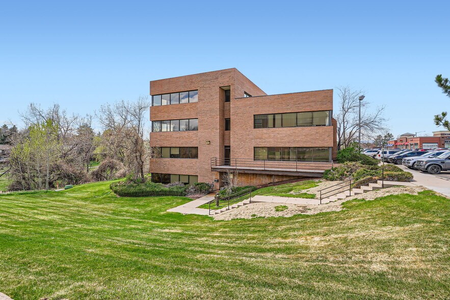 More Photos Of 7400 E Arapahoe Rd, Centennial Medical For Lease