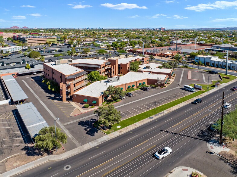 More Photos Of 2701 N 16th St, Phoenix Medical For Sale