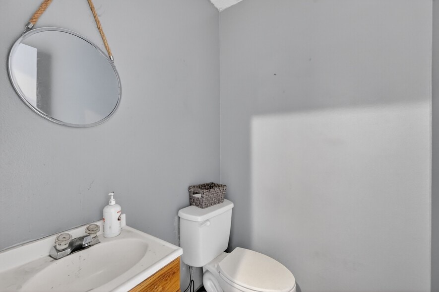 More Photos Of 1526 US Highway 441, Leesburg Auto Dealership For Sale