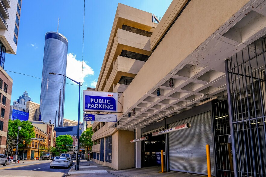 More Photos Of 100-104 Luckie St, Atlanta Specialty For Sale