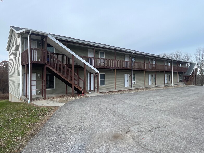 More Photos Of 321 Grove City Rd, Slippery Rock Apartments For Sale