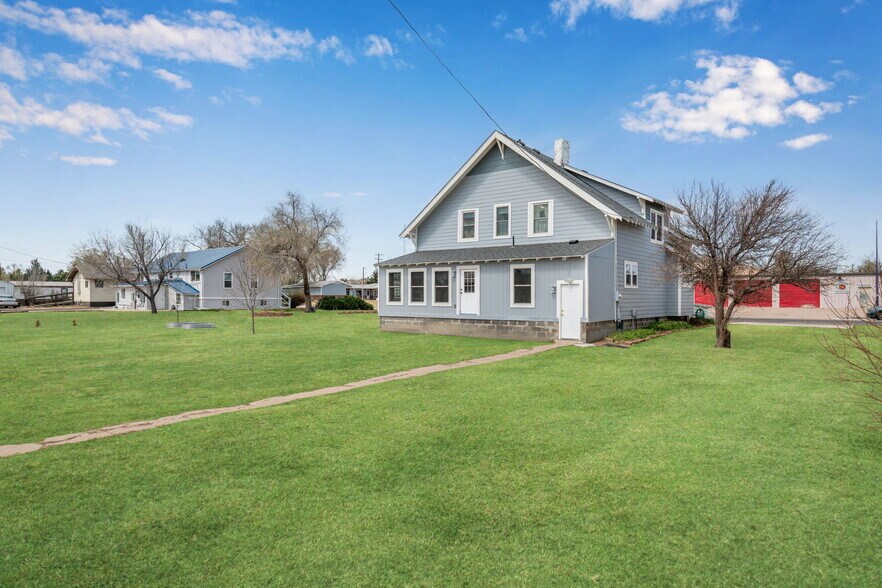 More Photos Of 224 5th St, Hugo Multifamily For Sale