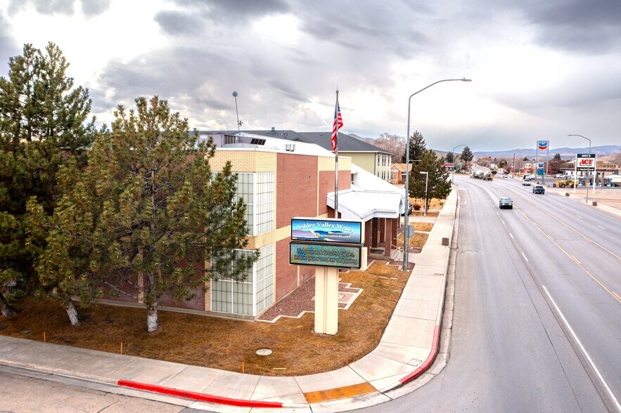 More Photos Of 609 W Main St, Vernal Office For Sale