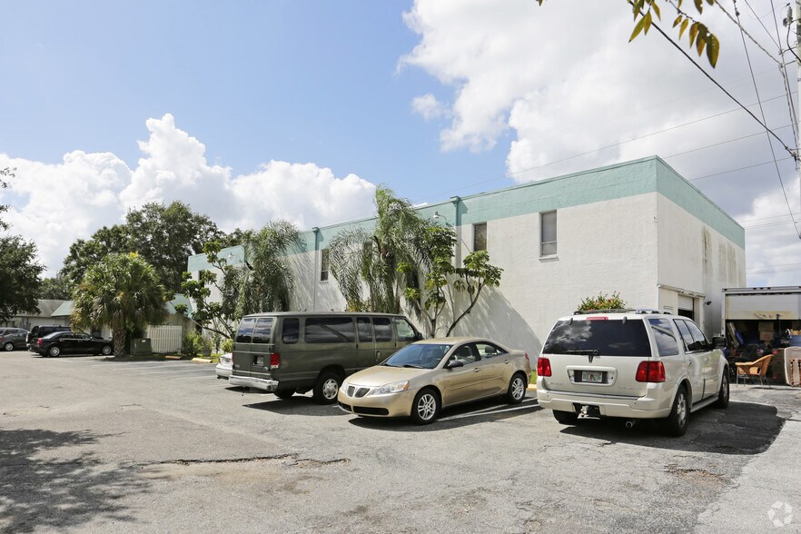 More Photos Of 1933 Whitfield Park Loop, Sarasota Warehouse For Lease