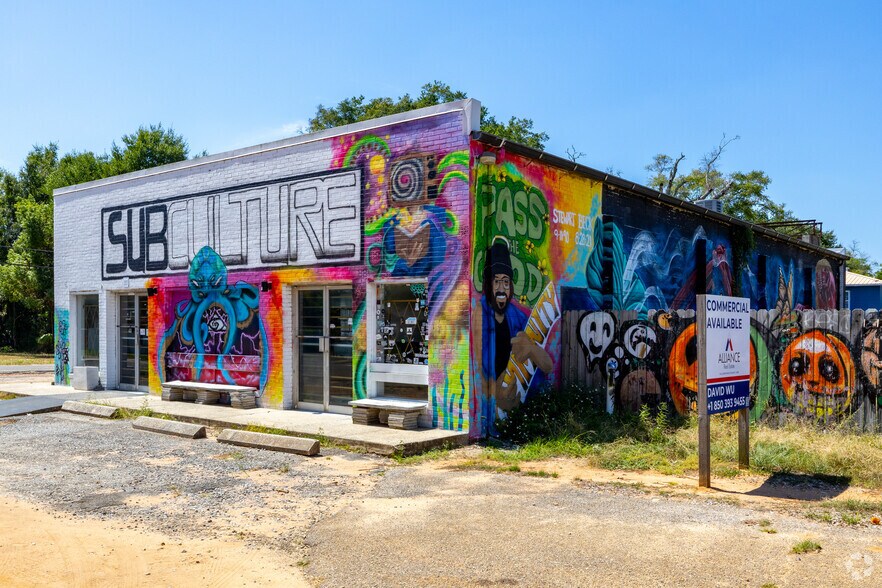 More Photos Of 701 V St, Pensacola Office Residential For Lease