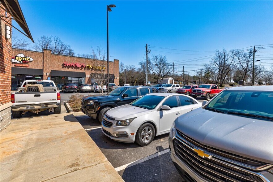 More Photos Of 438 Cabiness Road, Forsyth Storefront Retail Office For Sale