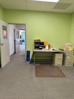 More Photos Of 4050 Britt Farm Dr, Lafayette Office For Lease