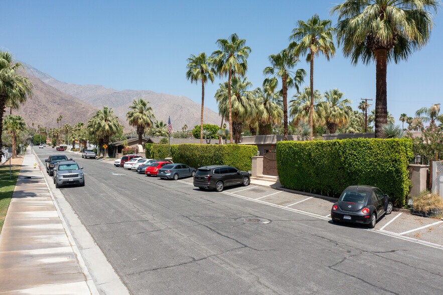 More Photos Of 486 E Mel Ave, Palm Springs Hotel For Sale