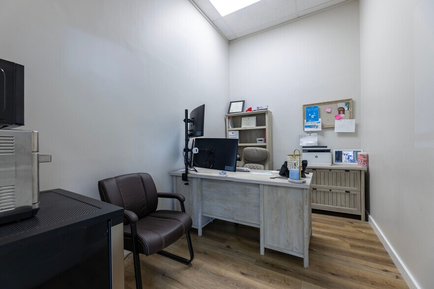 More Photos Of 200 Academy Ave, Providence Drugstore For Sale