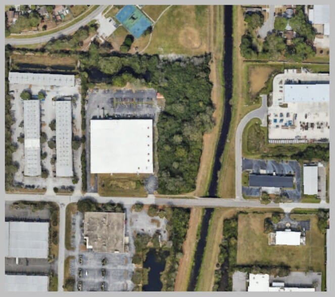 More Photos Of 7125 114th Ave, Largo Land For Lease